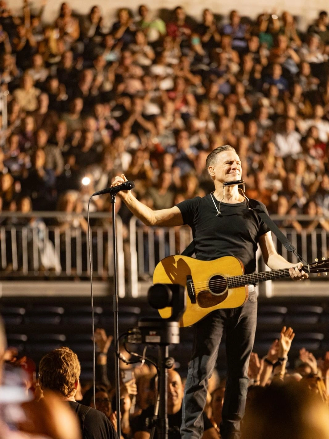 Cantar a coro con Bryan Adams y sentir esa emoción compartida es algo que no se vive todos los d